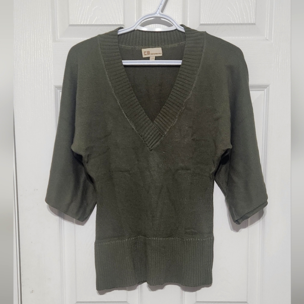 V-neck sweater